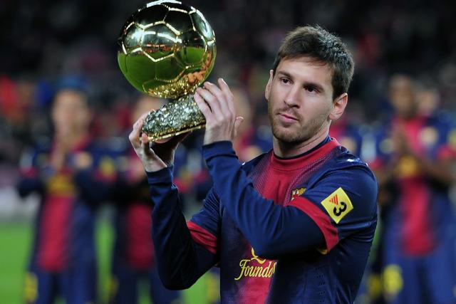 德转预热戴维身价：最高4500万欧不变，最低下跌至3000万欧